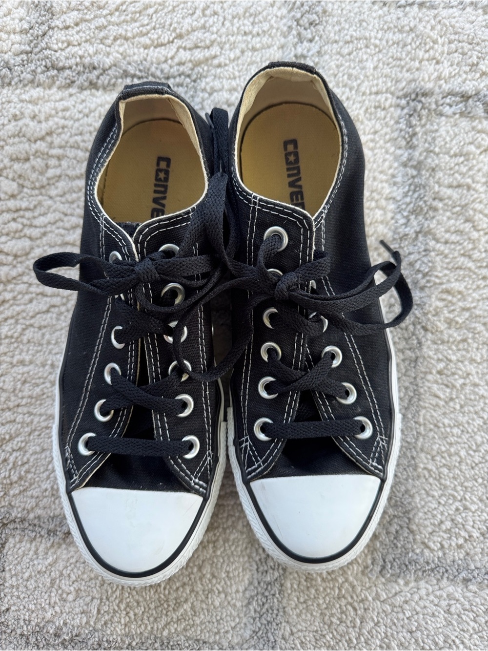 Converse Chuck Taylors All Star womens black low top sneakers size 7